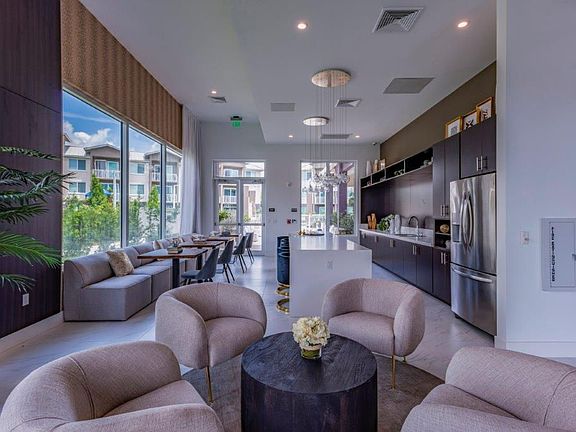 2nd image of 7080 Banyan Leaf Dr #F-209