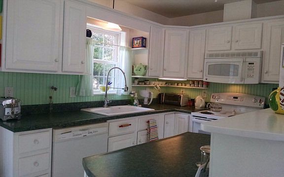5th image of 84 Trillium Dr