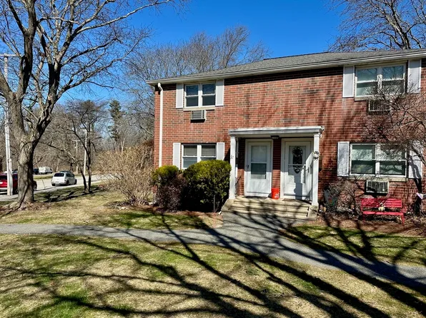 37 Kingston St #37, North Andover, MA 01845