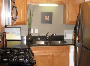 440 Ridgewood Ave #2, Minneapolis, MN 55408