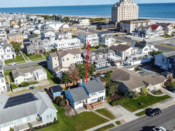 313 17th St S, Brigantine, NJ 08203