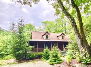 42 Pine Forest Rd, Sapphire, NC 28774