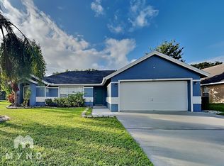 2617 Hawthorne Ln, Kissimmee, FL 34743