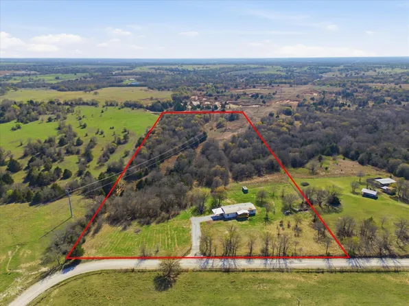 1695 S Johnson Loop, Bowie, TX 76251