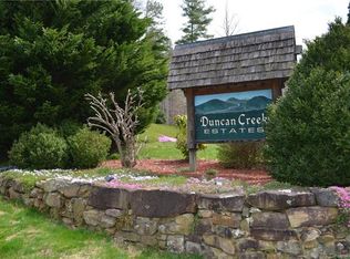 26 Duncan Estate Dr, Fletcher, NC 28732