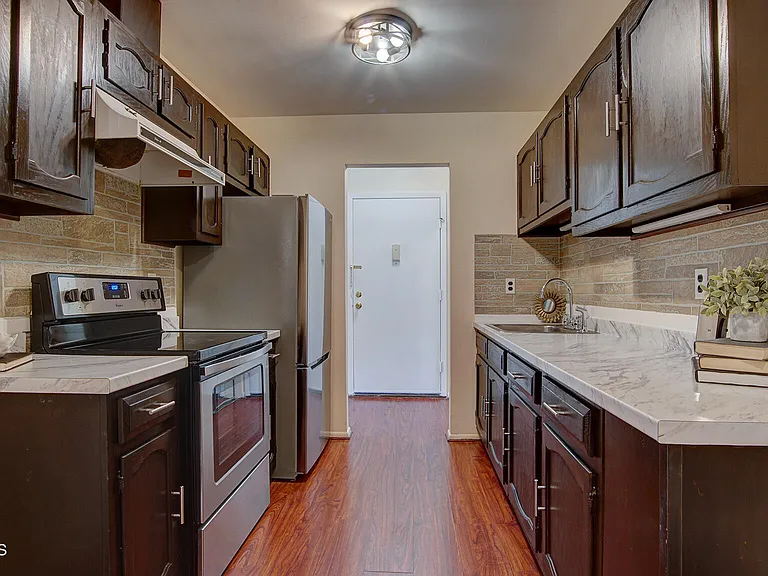 205 Covered Bridge Blvd #K — Photo 11