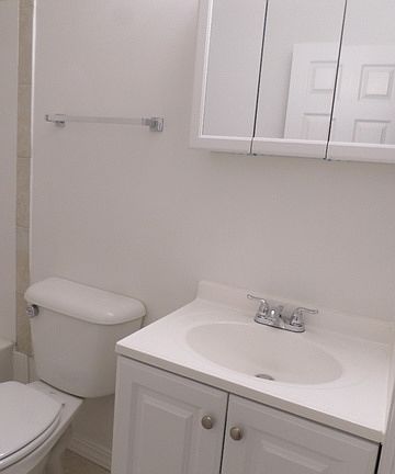 5th image of 4945 Keller St APT 106