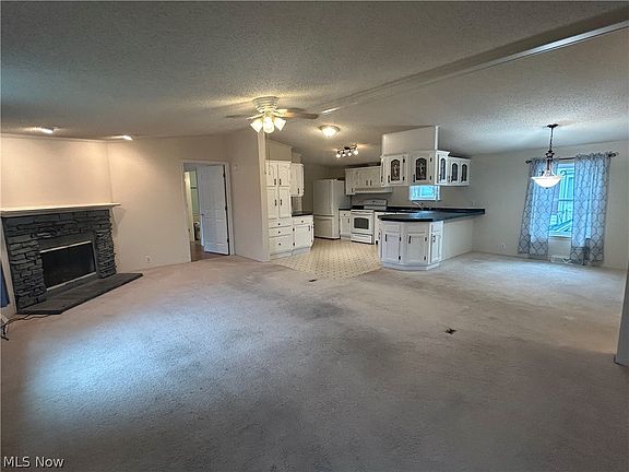 4th image of 187 Sunrise Ln