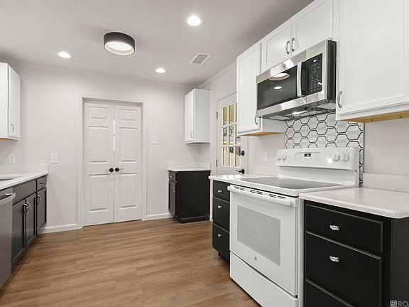 5th image of 4938 Idlewood Dr