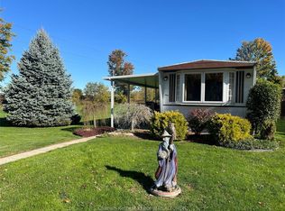 1 James Ct, Chatham Kent, ON N7L 4Y7