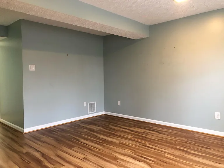 2848 S Meade St — Photo 15
