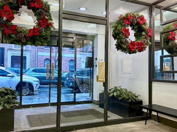 240 East 30th Street image 9 of 9