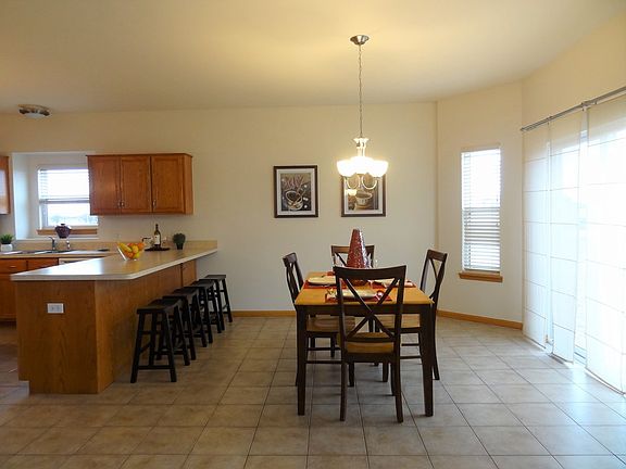4th image of 1609 Moran Dr