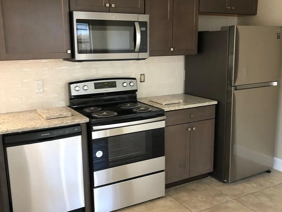 5838 Gulf Dr #1