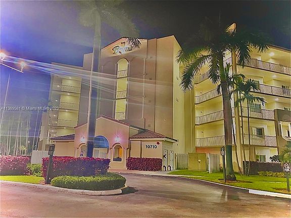 4th image of 10710 NW 66th St APT 506