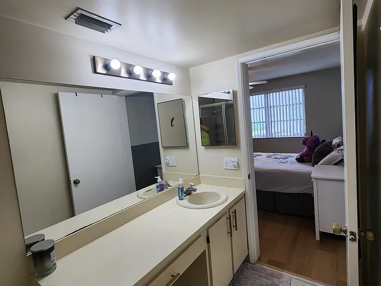 2228 N Cypress Bend Dr #307 — Photo 19