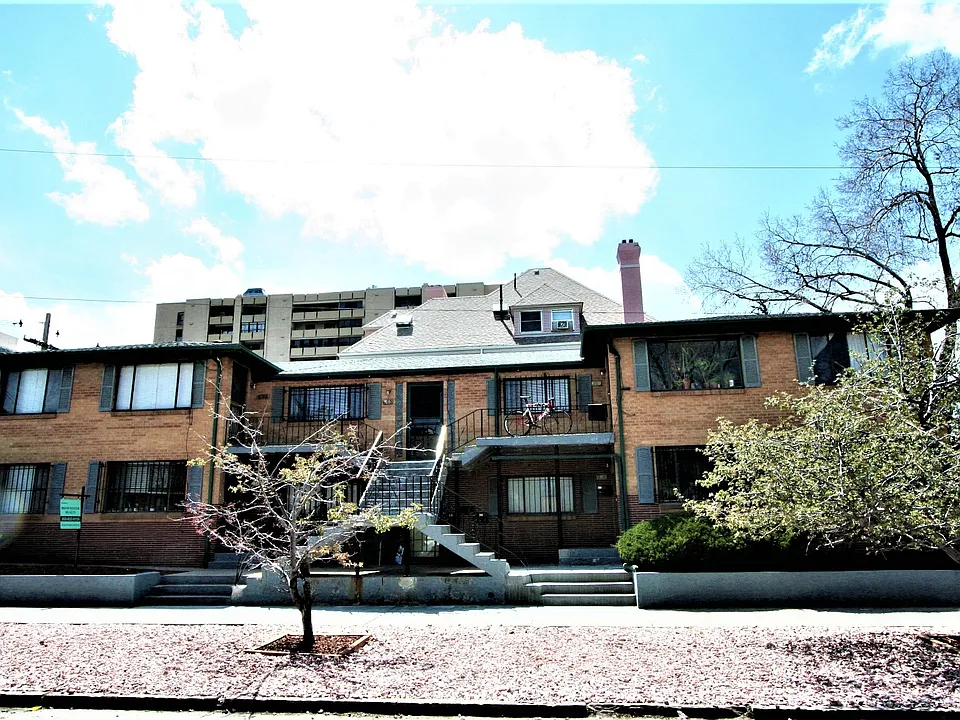 616 E 9th Ave