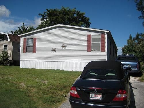 1st image of 4209 Community Dr