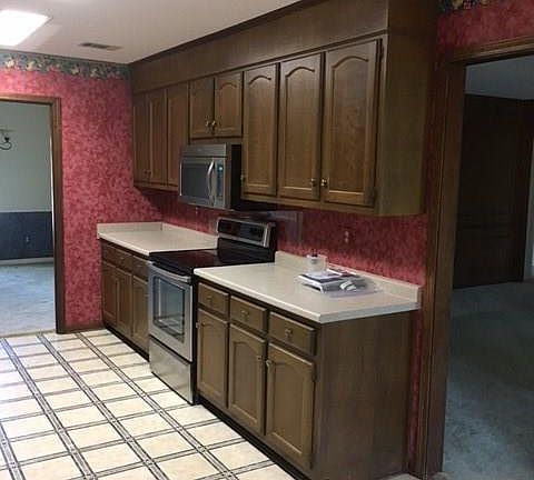 3rd image of 411 Vicksburg Dr
