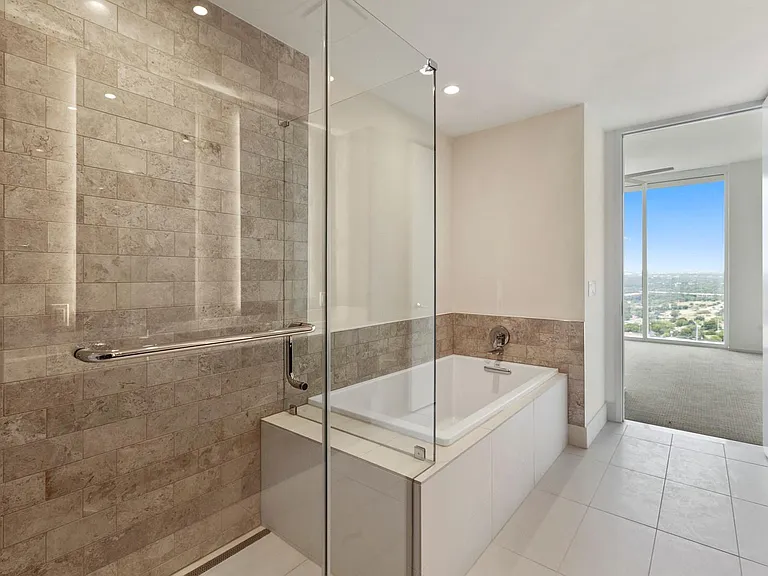 301 West Ave #2507 — Photo 13