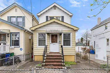 135-16 95th Street