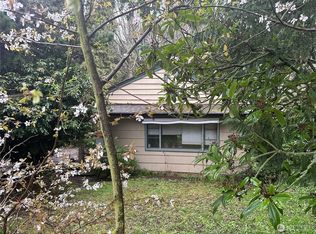 9444 12th Ave SW, Seattle, WA 98106