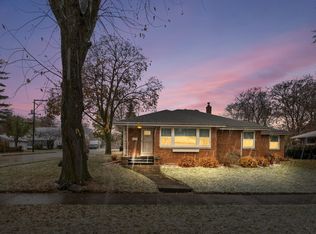 1003 Evans St, Oshkosh, WI 54901