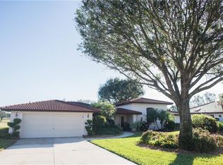 521 Clubhouse Dr, Lake Wales, FL 33898