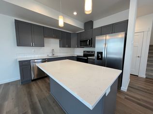 503 S 2nd St, Rockford, WA 99030