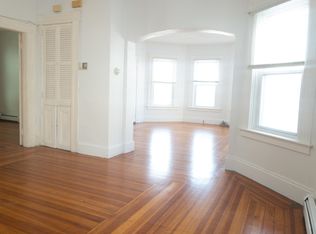 15 Violet St #1, Providence, RI 02908