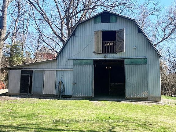 3rd image of 7454 Old Church Rd