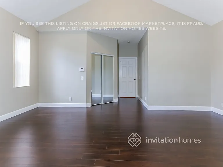 335 Cambridge Dr — Photo 8