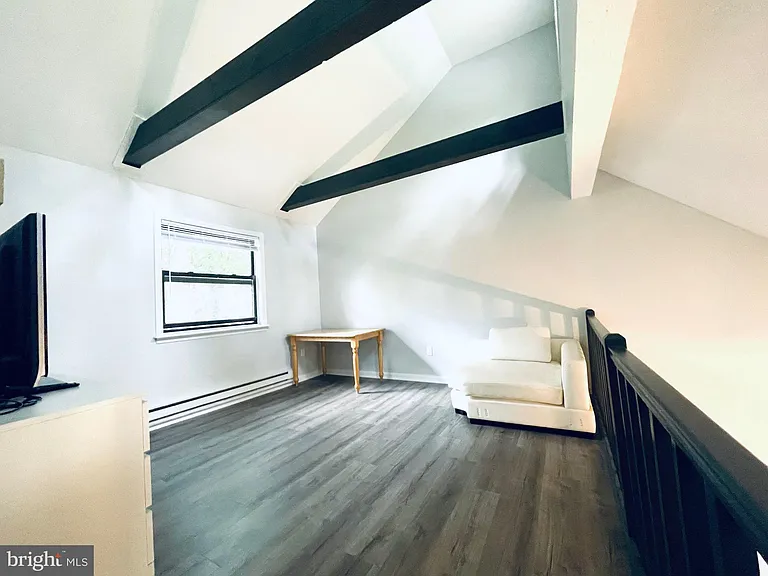 1371 Winding Way — Photo 12