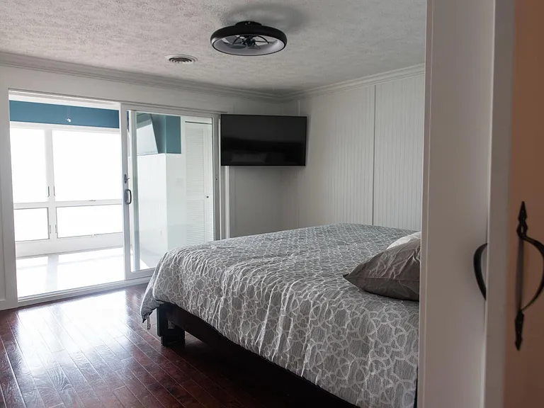 7633 S West Bay Shore Dr — Photo 16