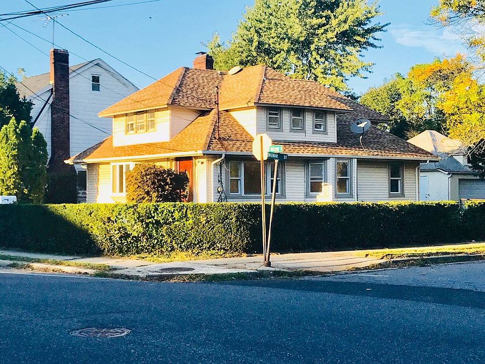 1st image of 123 William St