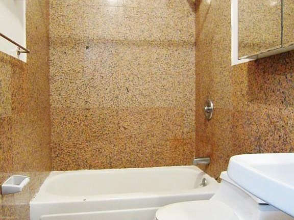 5th image of 1624 Madison Ave Frnt 2