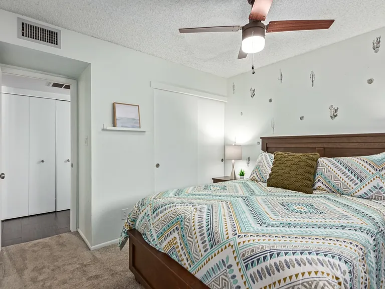 1645 E Manhatton Dr — Photo 29