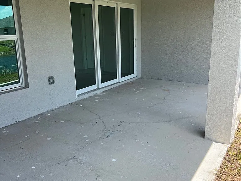 3512 NE 17th Pl — Photo 15