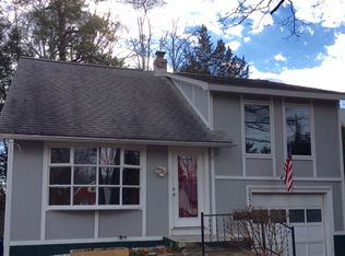 2934 Windermere Rd, Schenectady, NY 12304