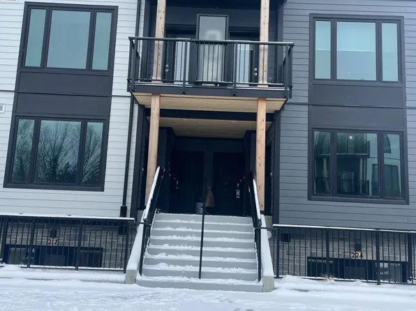 708 Woolwich St, Guelph, ON