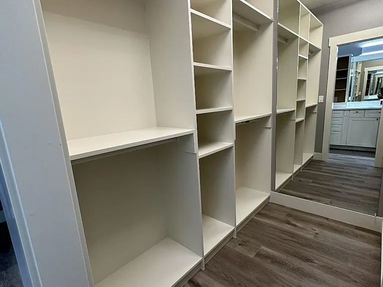912 Citadel Dr — Photo 32