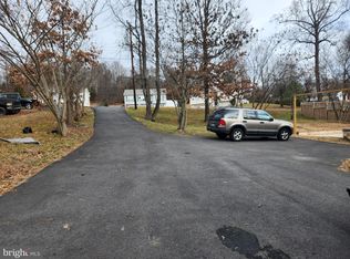 17744 Possum Point Rd, Dumfries, VA 22026