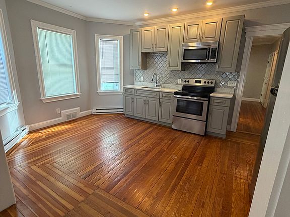 5th image of 43 Harvest St #1