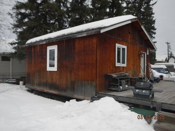 3rd image of 304 Haines Ave