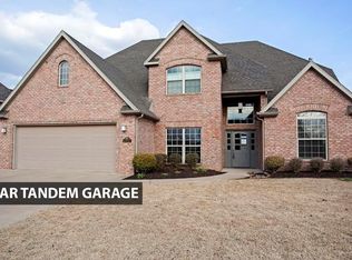 201 SW Black Hawk Rd, Bentonville, AR 72712