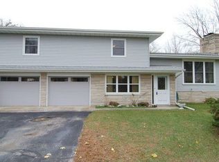 13011 Pardee Rd, Buchanan, MI 49125