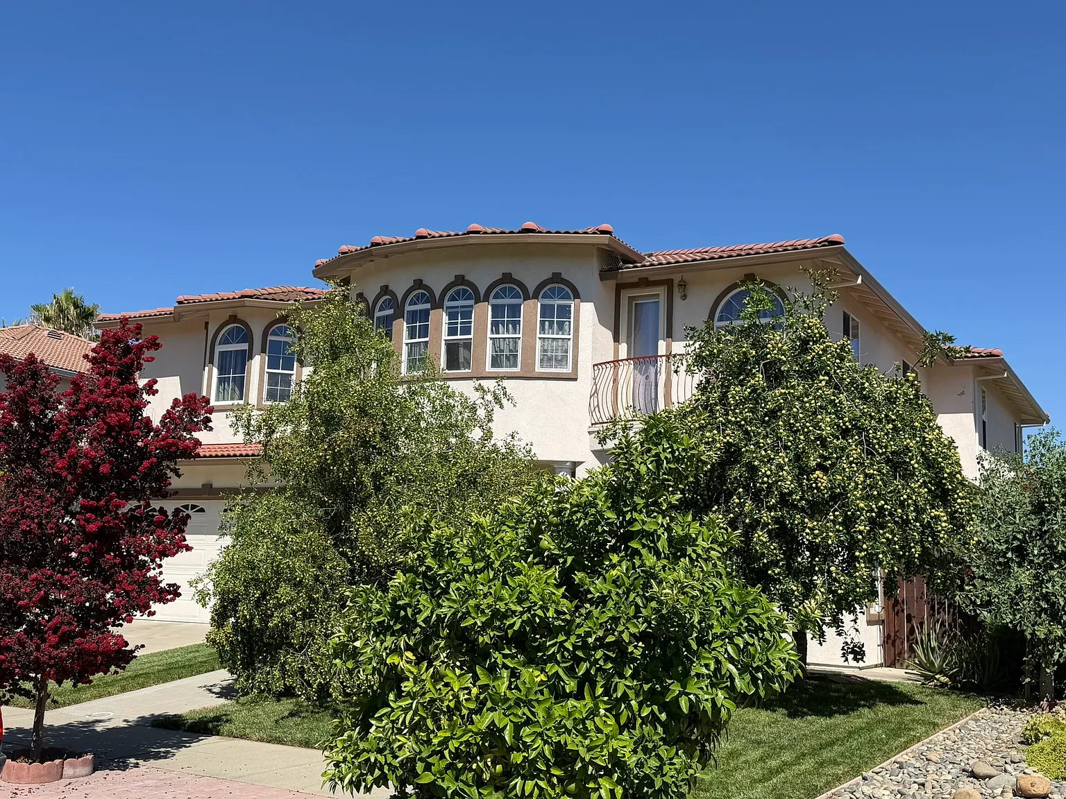 2519 Rockwell Dr — Photo 1