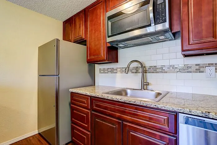 4811 SE Boardman Ave #18 — Photo 9