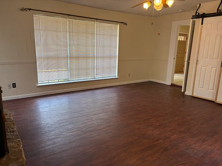 101B Glosson Rd #B — Photo 12