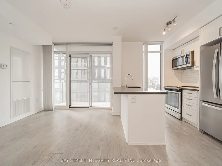 50 Wellesley St E #2801 — Photo 13